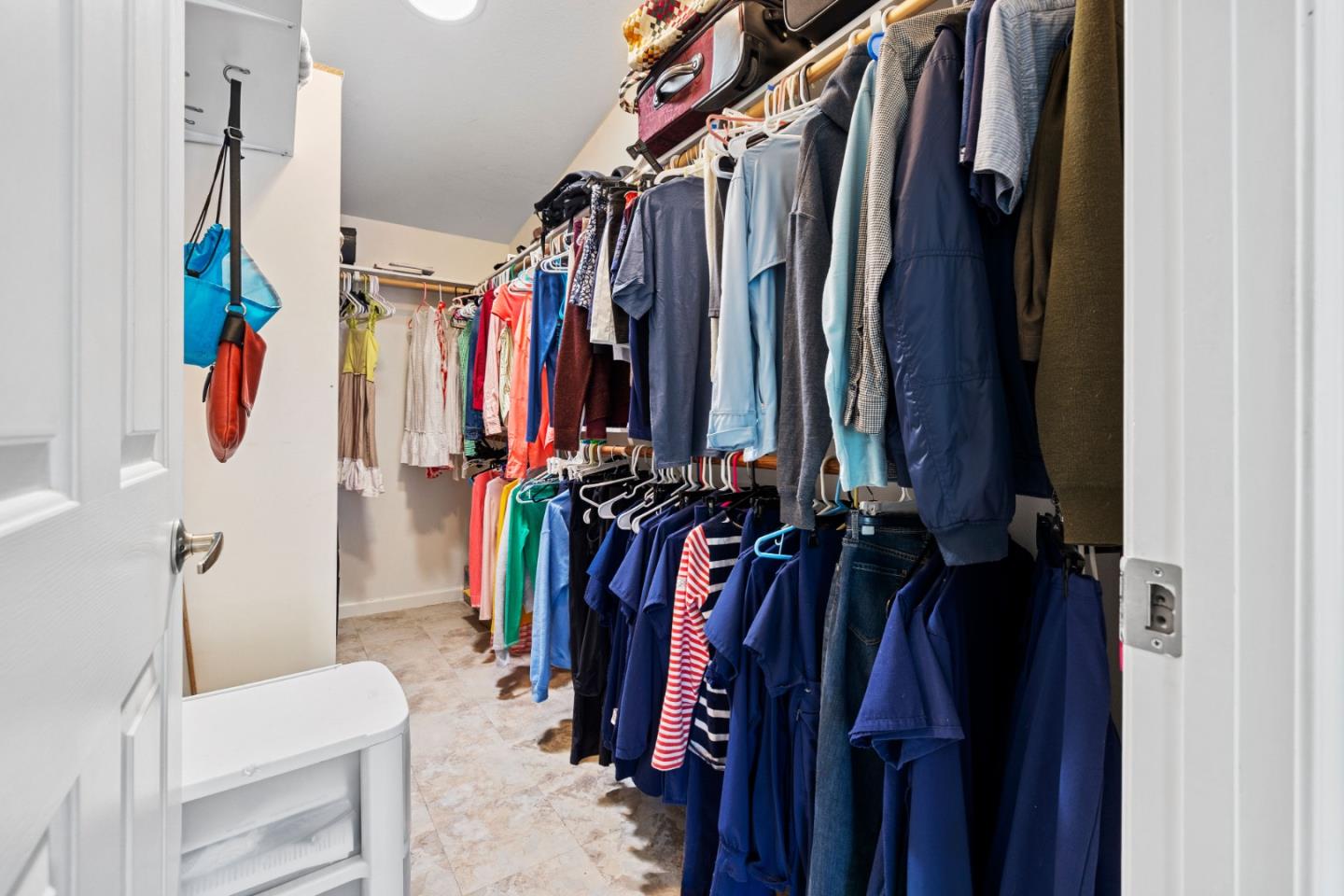 Detail Gallery Image 10 of 21 For 789 Green Valley Rd #109,  Watsonville,  CA 95076 - 3 Beds | 2 Baths