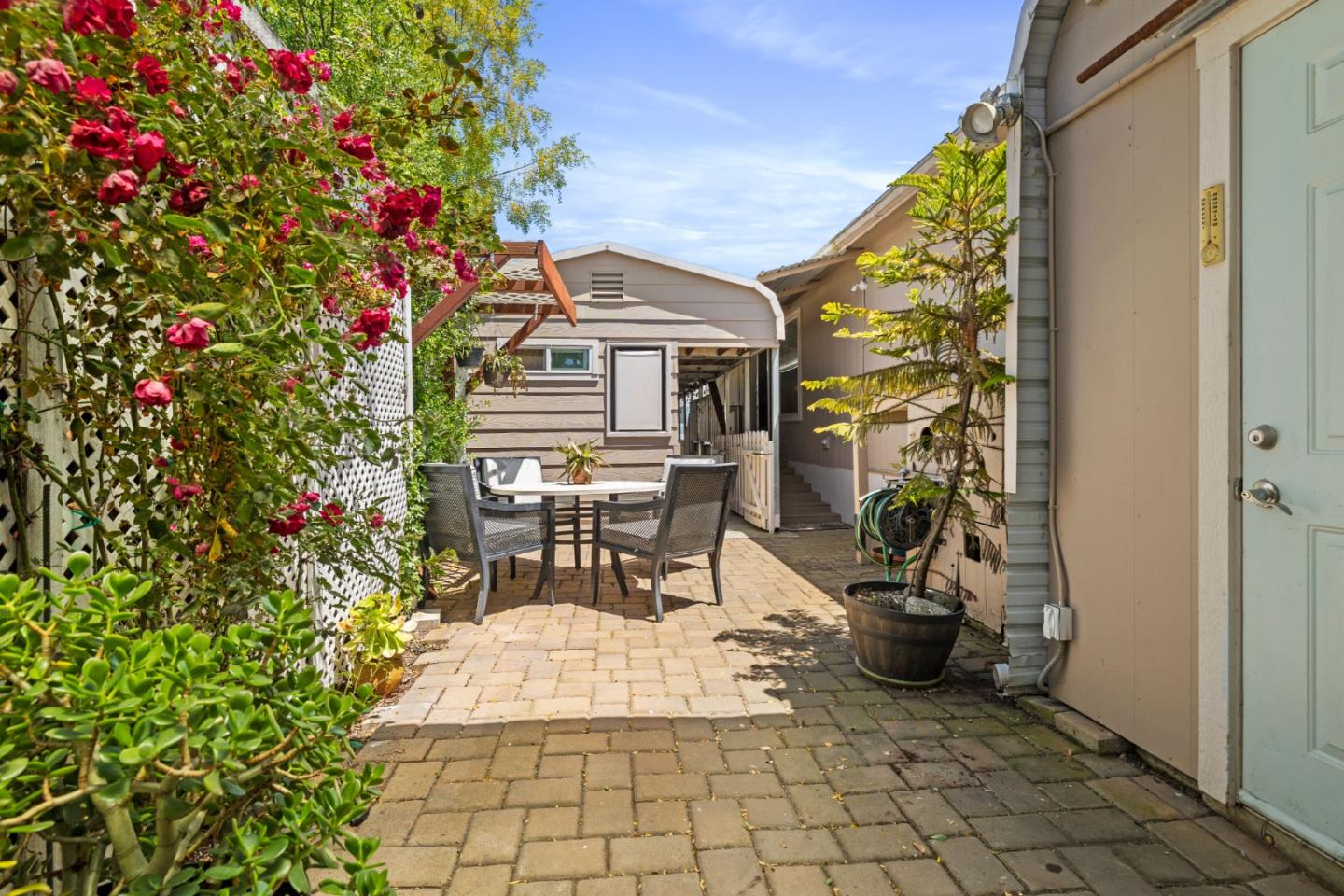 Detail Gallery Image 18 of 21 For 789 Green Valley Rd #109,  Watsonville,  CA 95076 - 3 Beds | 2 Baths