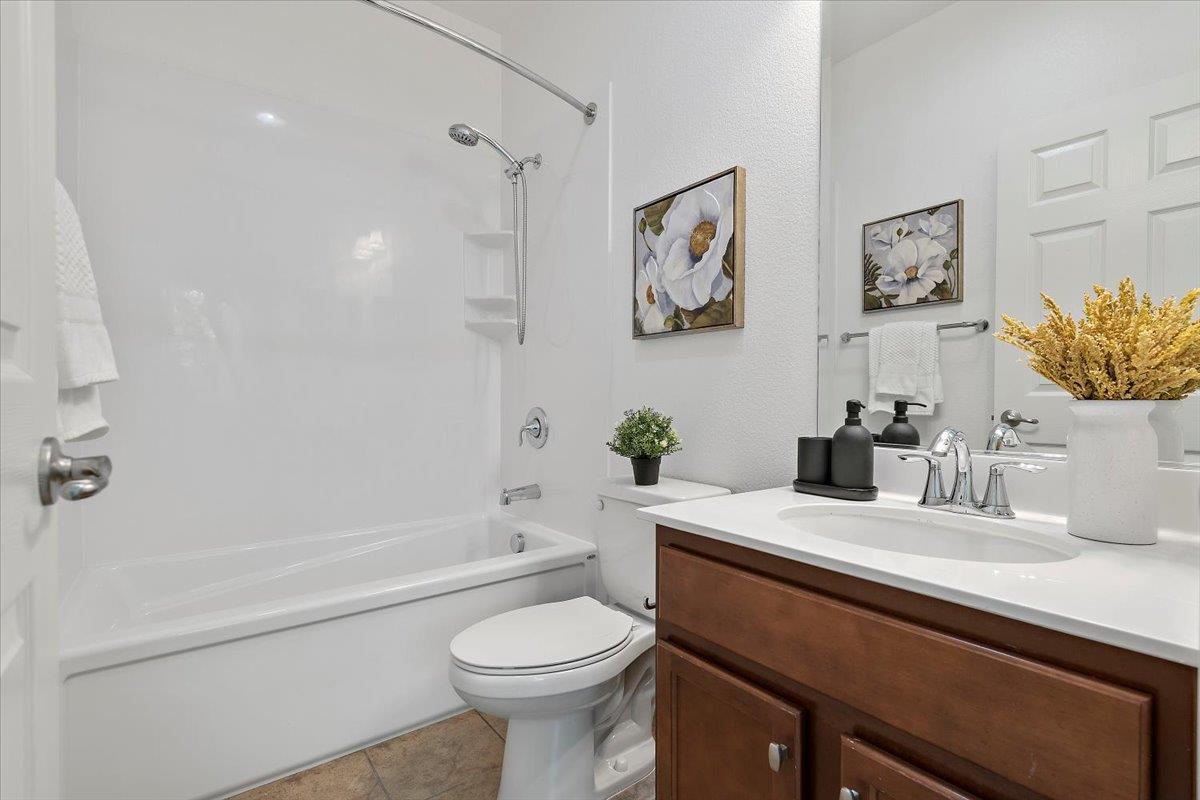 Detail Gallery Image 11 of 38 For 1507 Canal St, Milpitas,  CA 95035 - 3 Beds | 3/1 Baths
