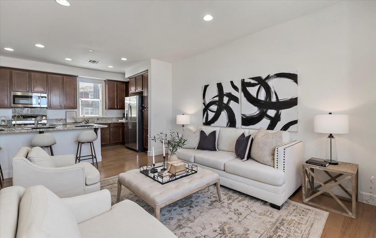 Detail Gallery Image 19 of 38 For 1507 Canal St, Milpitas,  CA 95035 - 3 Beds | 3/1 Baths