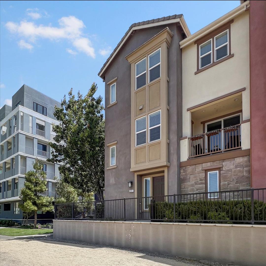 Detail Gallery Image 4 of 38 For 1507 Canal St, Milpitas,  CA 95035 - 3 Beds | 3/1 Baths