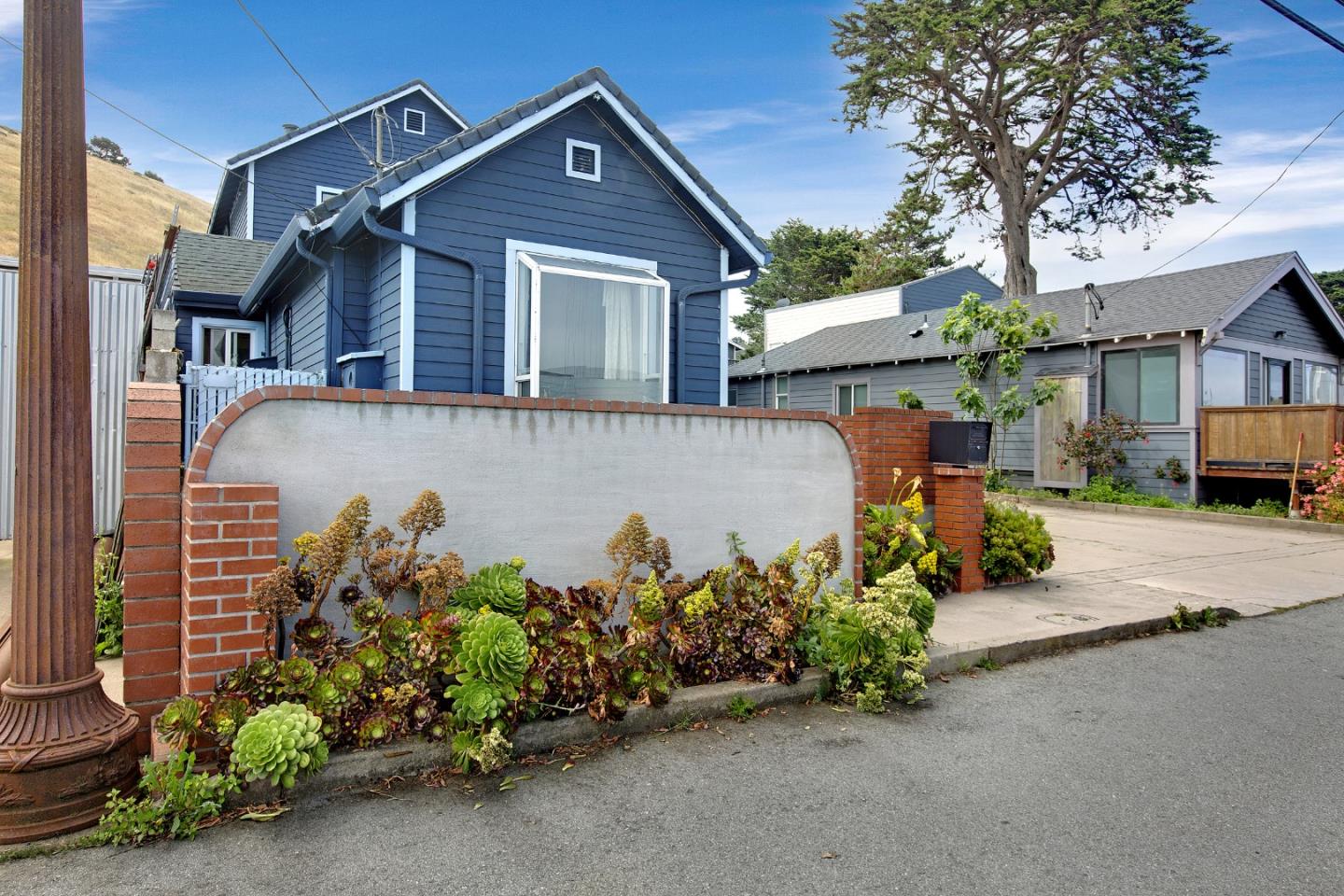 Detail Gallery Image 4 of 74 For 419 Harvey Way, Pacifica,  CA 94044 - – Beds | – Baths