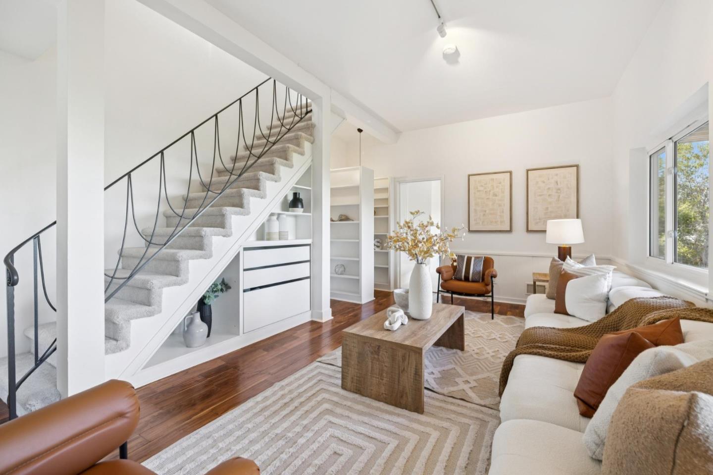 Detail Gallery Image 17 of 74 For 2684 Summit Dr, Burlingame,  CA 94010 - 4 Beds | 4 Baths