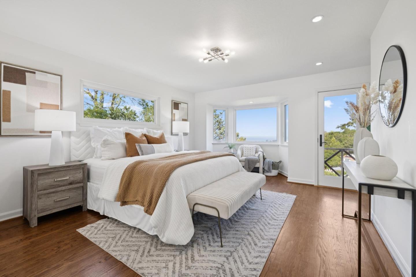 Detail Gallery Image 30 of 74 For 2684 Summit Dr, Burlingame,  CA 94010 - 4 Beds | 4 Baths