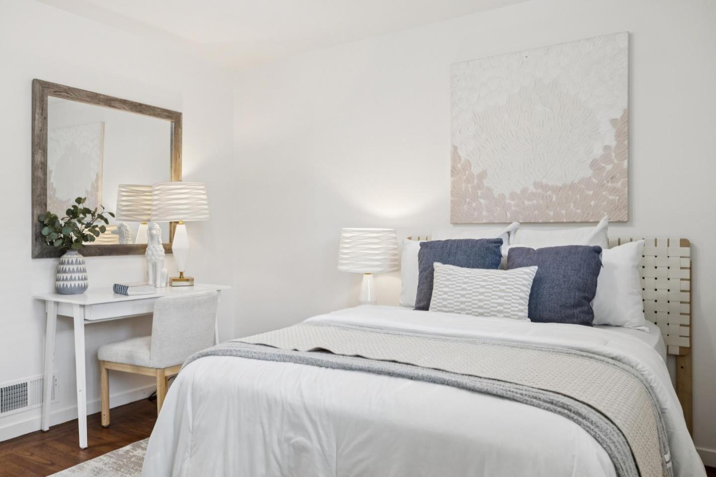 Detail Gallery Image 37 of 74 For 2684 Summit Dr, Burlingame,  CA 94010 - 4 Beds | 4 Baths