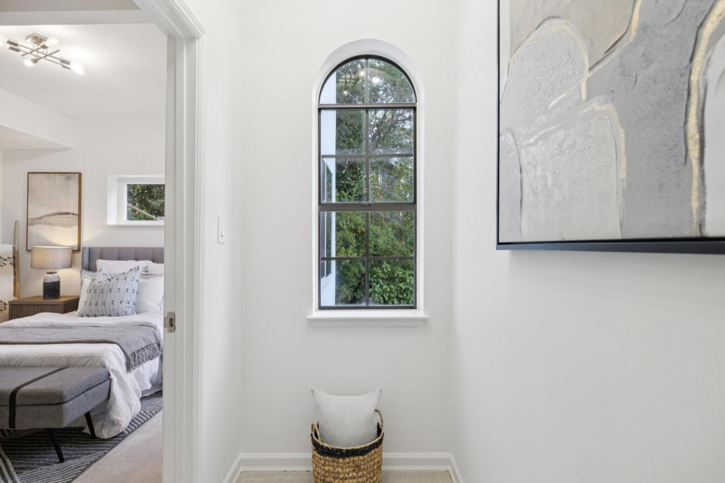 Detail Gallery Image 42 of 74 For 2684 Summit Dr, Burlingame,  CA 94010 - 4 Beds | 4 Baths