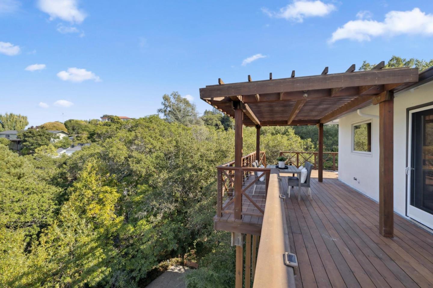 Detail Gallery Image 52 of 74 For 2684 Summit Dr, Burlingame,  CA 94010 - 4 Beds | 4 Baths