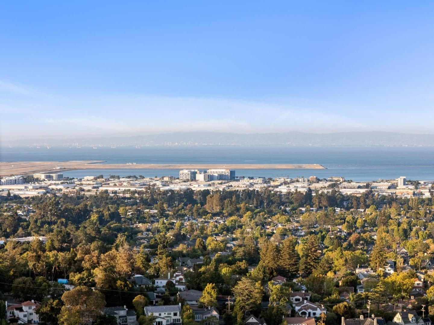 Detail Gallery Image 67 of 74 For 2684 Summit Dr, Burlingame,  CA 94010 - 4 Beds | 4 Baths