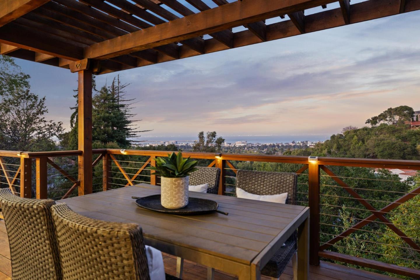 Detail Gallery Image 69 of 74 For 2684 Summit Dr, Burlingame,  CA 94010 - 4 Beds | 4 Baths