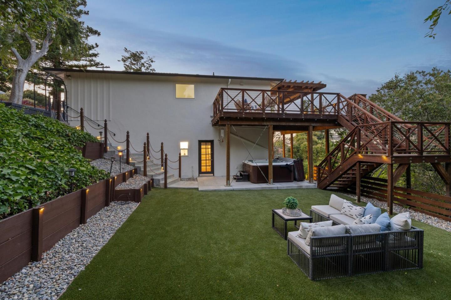 Detail Gallery Image 73 of 74 For 2684 Summit Dr, Burlingame,  CA 94010 - 4 Beds | 4 Baths