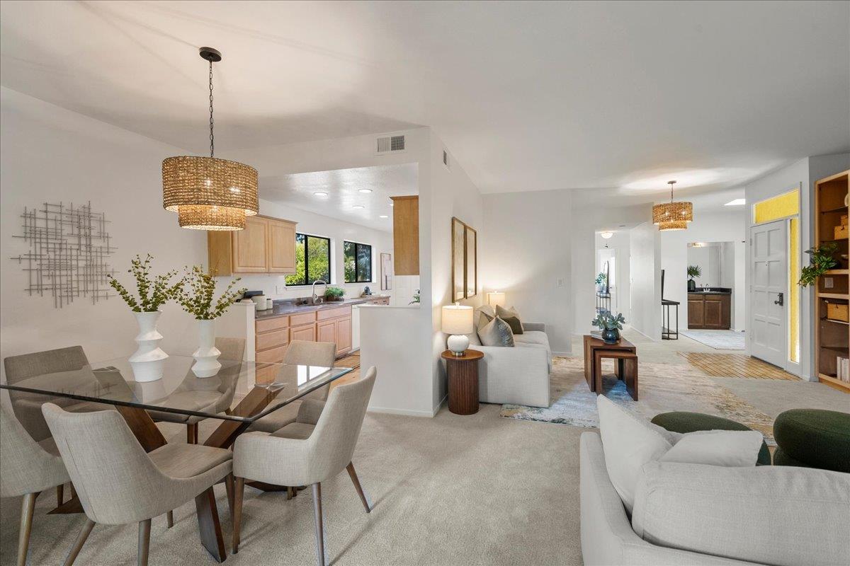 Detail Gallery Image 12 of 50 For 50 Horgan Ave #20,  Redwood City,  CA 94061 - 3 Beds | 2 Baths