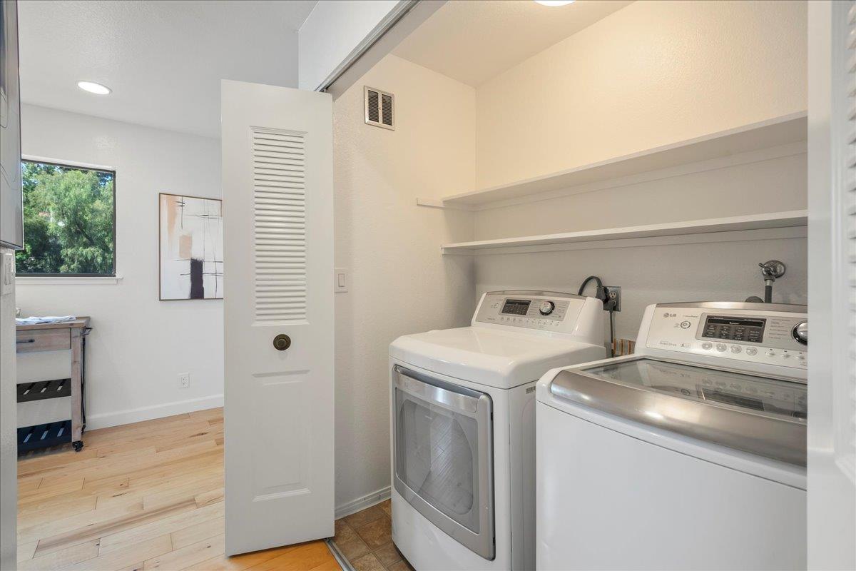 Detail Gallery Image 21 of 50 For 50 Horgan Ave #20,  Redwood City,  CA 94061 - 3 Beds | 2 Baths