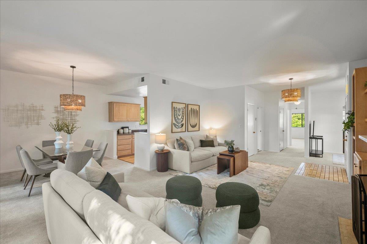 Detail Gallery Image 4 of 50 For 50 Horgan Ave #20,  Redwood City,  CA 94061 - 3 Beds | 2 Baths