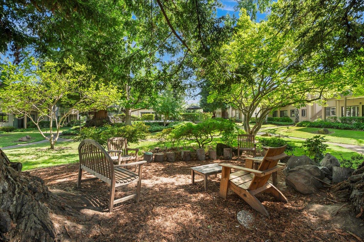 Detail Gallery Image 40 of 50 For 50 Horgan Ave #20,  Redwood City,  CA 94061 - 3 Beds | 2 Baths