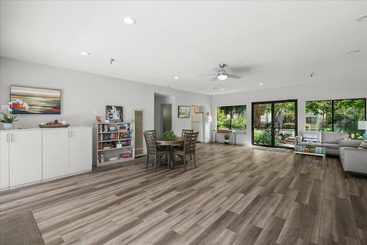 Detail Gallery Image 47 of 50 For 50 Horgan Ave #20,  Redwood City,  CA 94061 - 3 Beds | 2 Baths