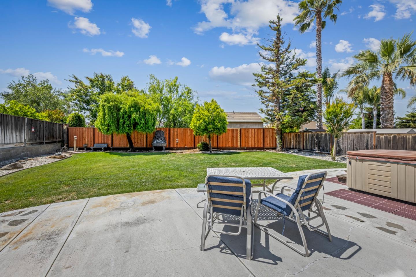 Detail Gallery Image 35 of 50 For 1660 Mimosa St, Hollister,  CA 95023 - 4 Beds | 3 Baths