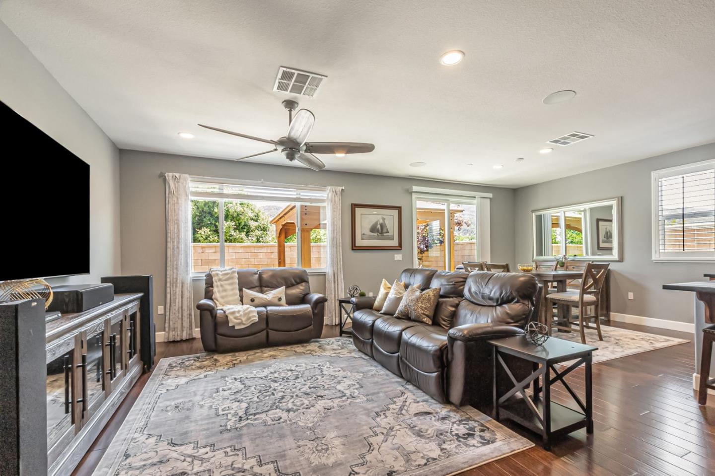 Detail Gallery Image 11 of 76 For 1798 Rosemary Dr, Gilroy,  CA 95020 - 3 Beds | 2 Baths