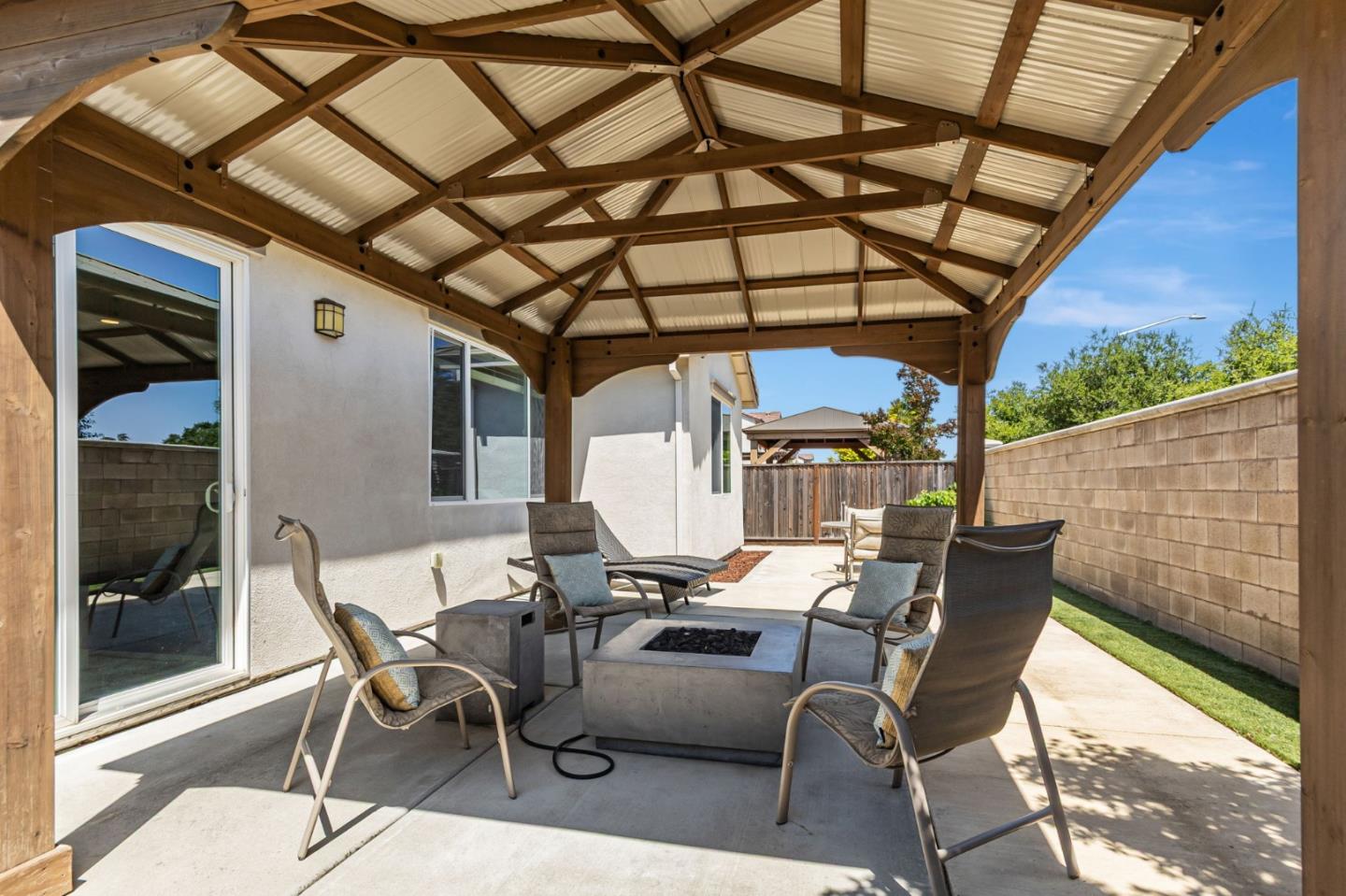 Detail Gallery Image 50 of 76 For 1798 Rosemary Dr, Gilroy,  CA 95020 - 3 Beds | 2 Baths