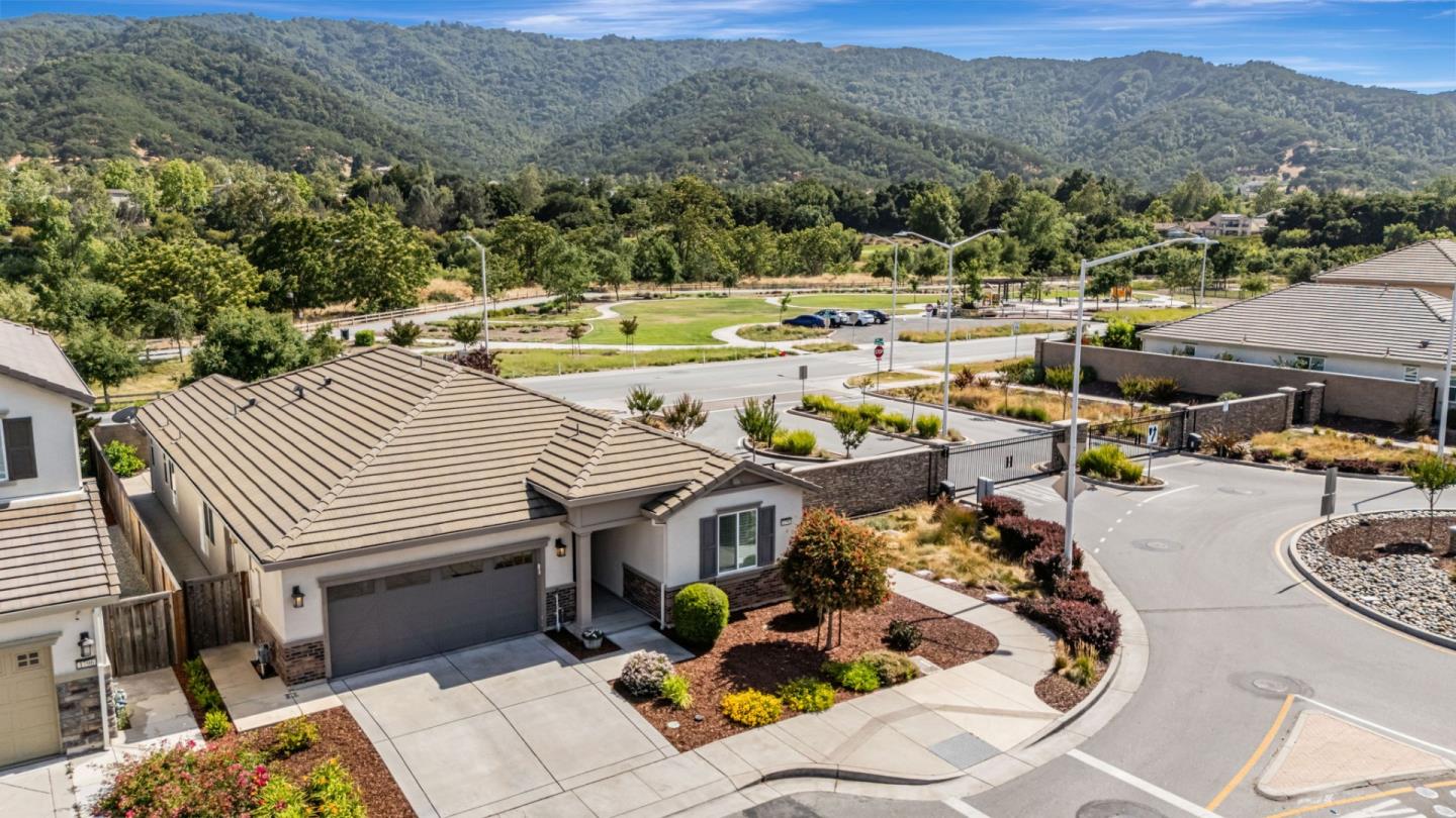 Detail Gallery Image 58 of 76 For 1798 Rosemary Dr, Gilroy,  CA 95020 - 3 Beds | 2 Baths