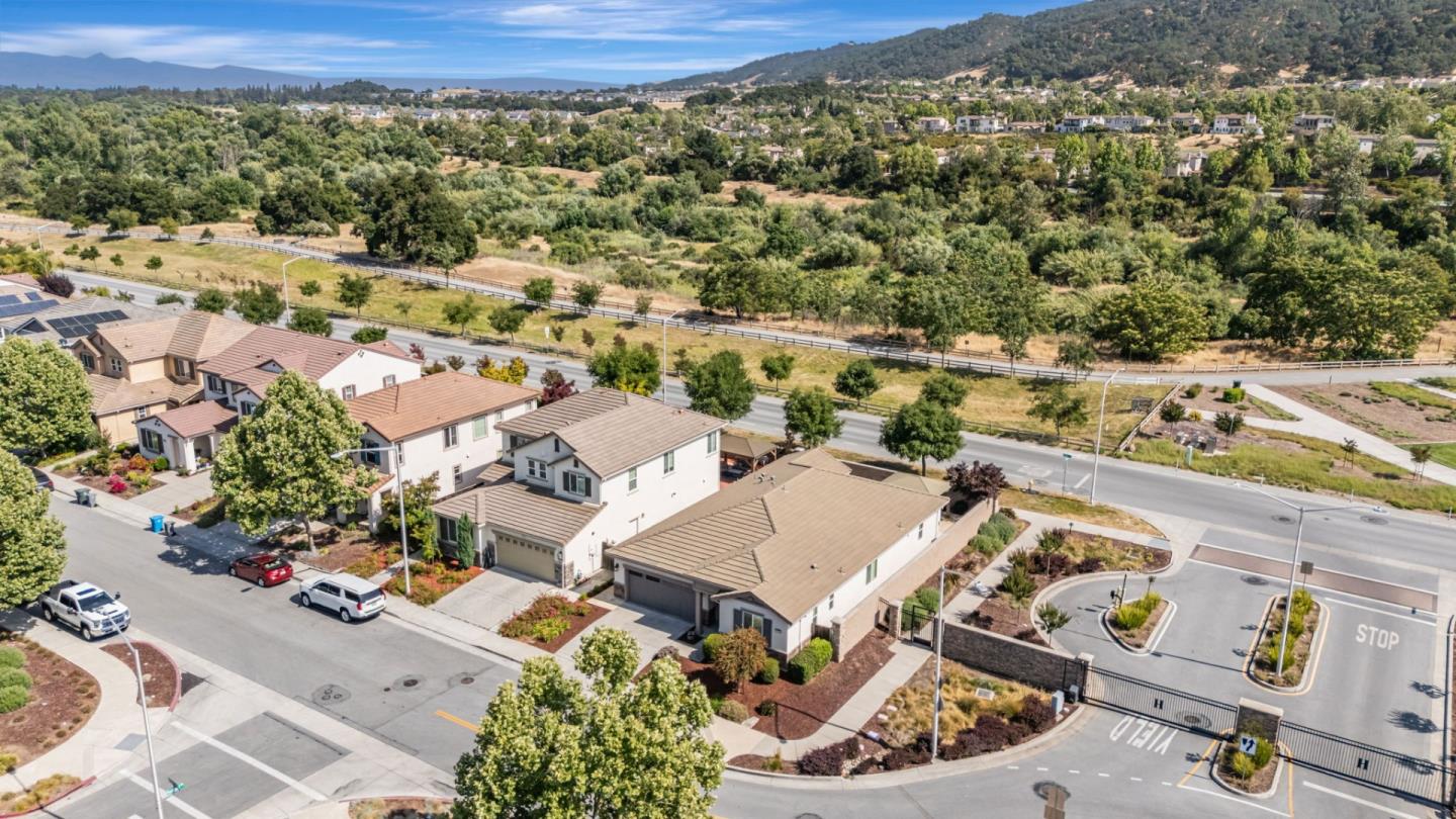 Detail Gallery Image 60 of 76 For 1798 Rosemary Dr, Gilroy,  CA 95020 - 3 Beds | 2 Baths
