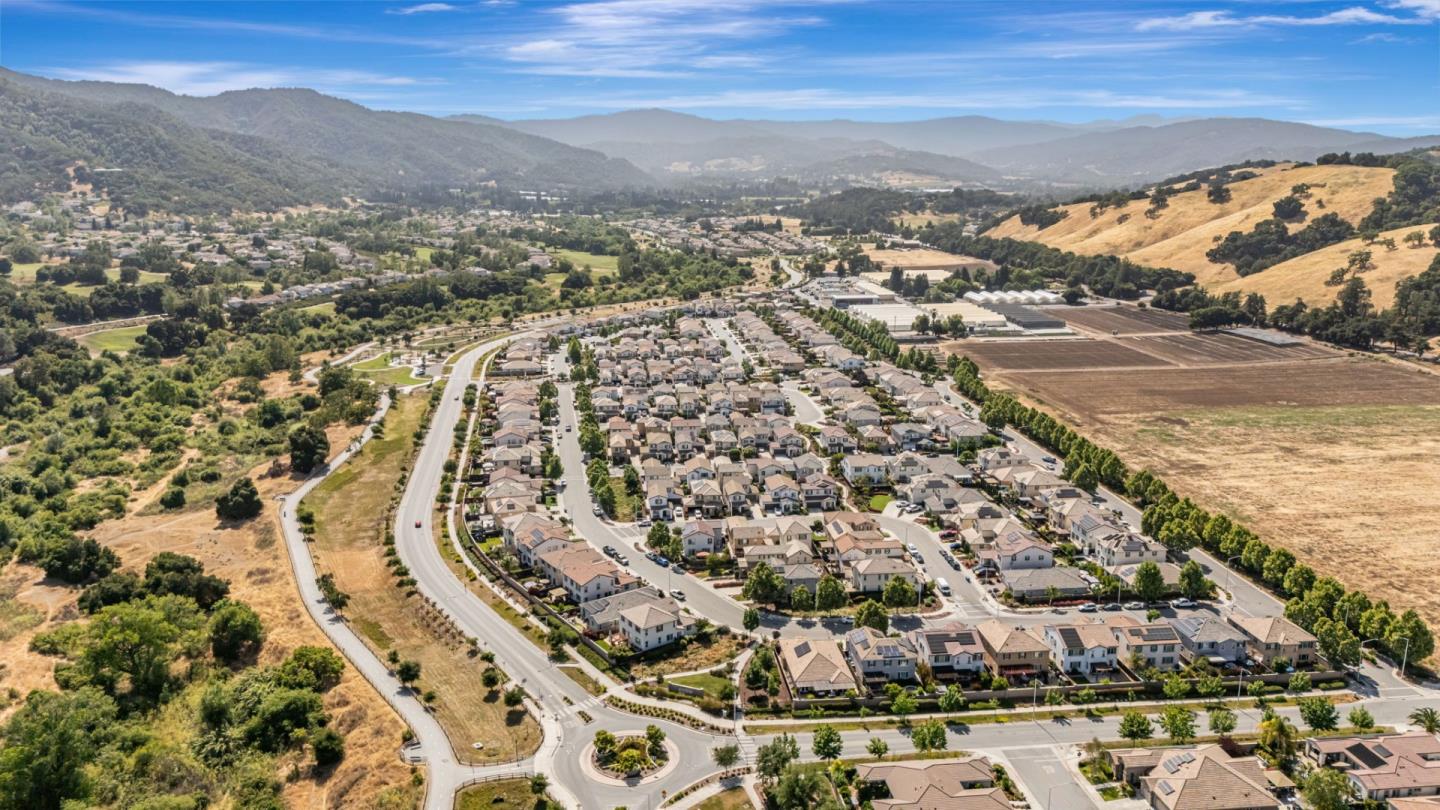 Detail Gallery Image 66 of 76 For 1798 Rosemary Dr, Gilroy,  CA 95020 - 3 Beds | 2 Baths
