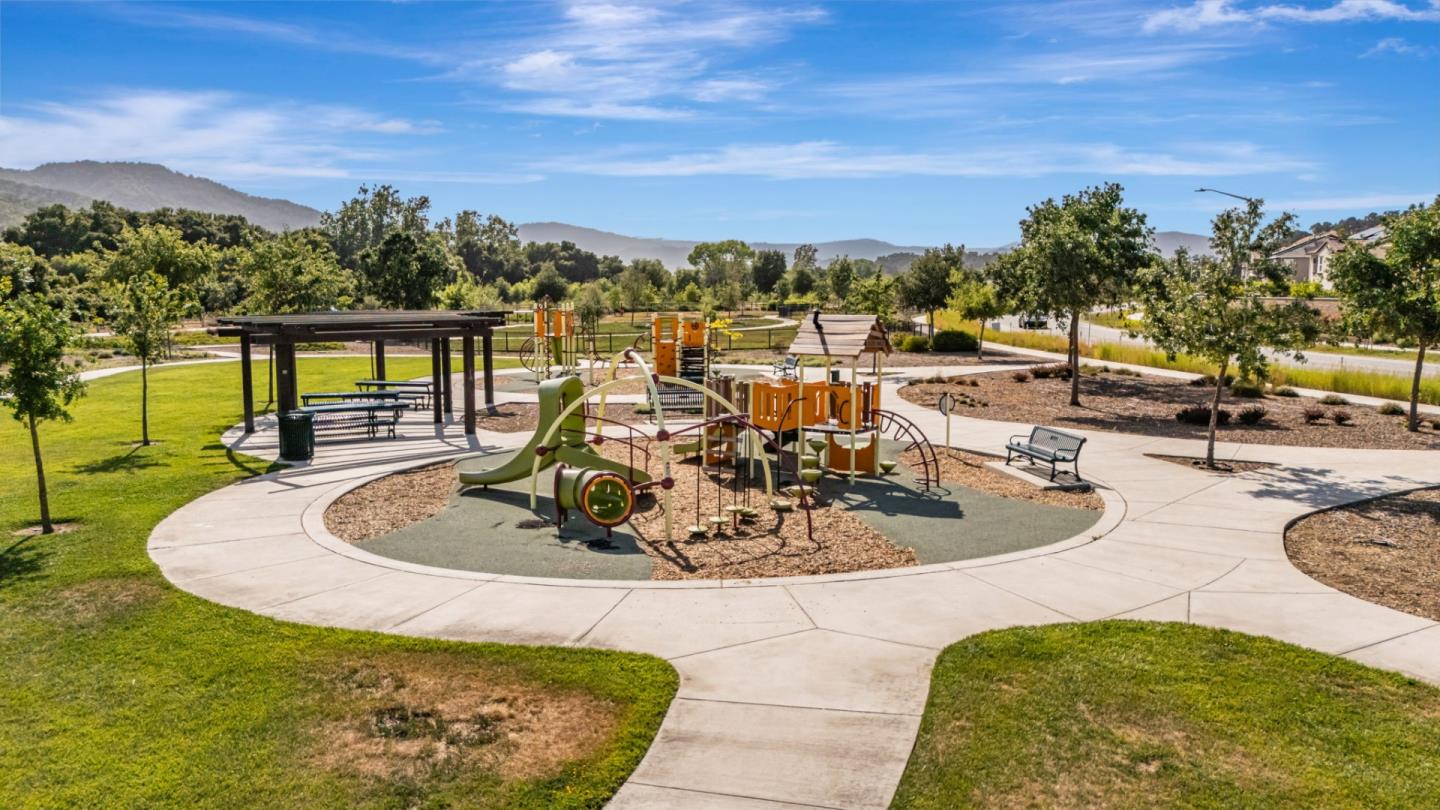Detail Gallery Image 74 of 76 For 1798 Rosemary Dr, Gilroy,  CA 95020 - 3 Beds | 2 Baths