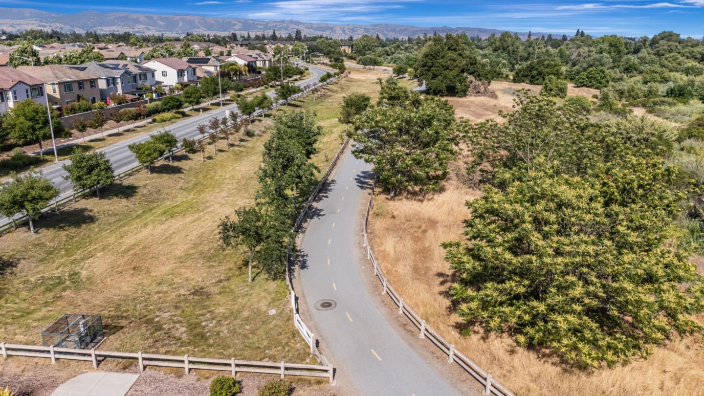 Detail Gallery Image 76 of 76 For 1798 Rosemary Dr, Gilroy,  CA 95020 - 3 Beds | 2 Baths