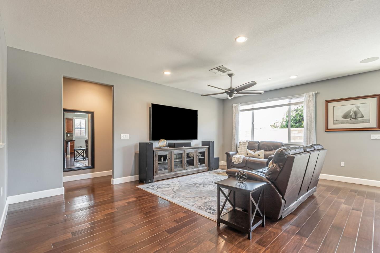 Detail Gallery Image 9 of 76 For 1798 Rosemary Dr, Gilroy,  CA 95020 - 3 Beds | 2 Baths