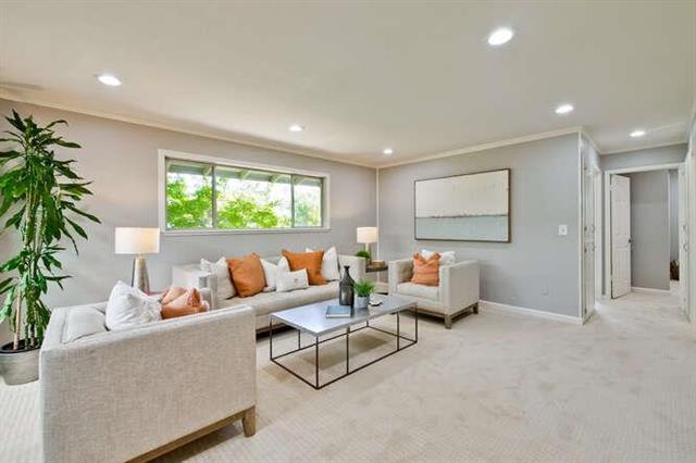 Detail Gallery Image 2 of 31 For 597 Valley Forge Way #4,  Campbell,  CA 95008 - 2 Beds | 1 Baths