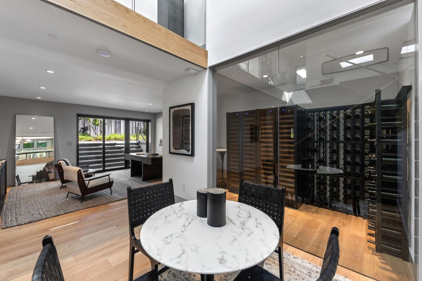 Detail Gallery Image 107 of 125 For 695 Fairway Cir, Hillsborough,  CA 94010 - 5 Beds | 5/1 Baths