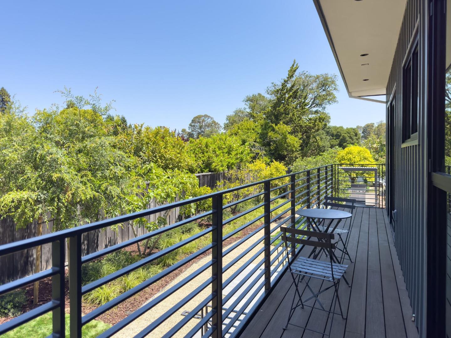 Detail Gallery Image 99 of 125 For 695 Fairway Cir, Hillsborough,  CA 94010 - 5 Beds | 5/1 Baths