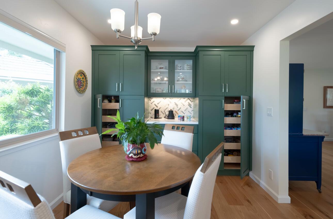 Detail Gallery Image 17 of 36 For 60 Skyline Crest Dr, Monterey,  CA 93940 - 3 Beds | 3 Baths
