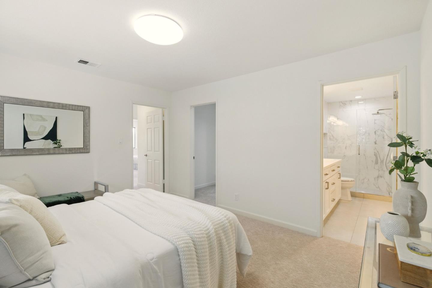 Detail Gallery Image 10 of 23 For 20310 Pacifica Dr, Cupertino,  CA 95014 - 3 Beds | 2/1 Baths