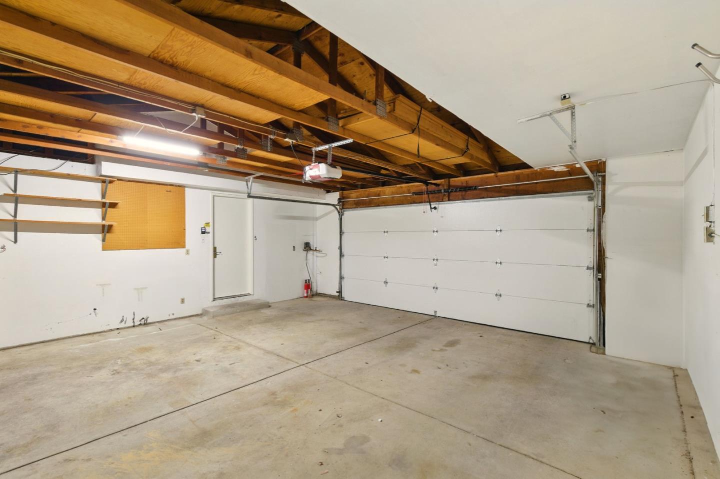Detail Gallery Image 21 of 23 For 20310 Pacifica Dr, Cupertino,  CA 95014 - 3 Beds | 2/1 Baths