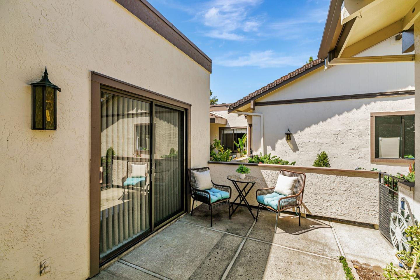 Detail Gallery Image 11 of 39 For 6200 Gerdts Dr, San Jose,  CA 95135 - 2 Beds | 2 Baths