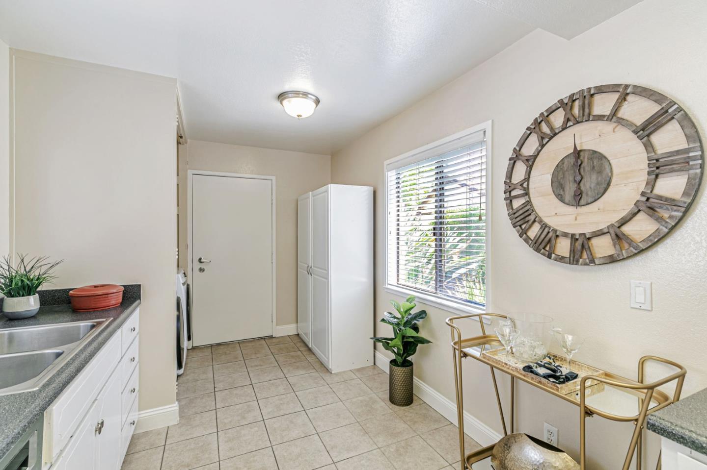 Detail Gallery Image 22 of 39 For 6200 Gerdts Dr, San Jose,  CA 95135 - 2 Beds | 2 Baths