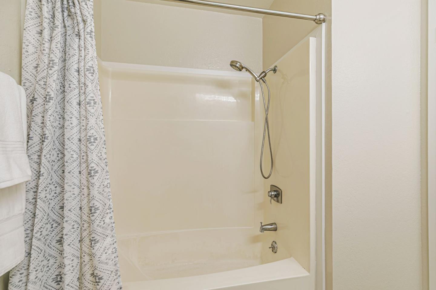 Detail Gallery Image 28 of 39 For 6200 Gerdts Dr, San Jose,  CA 95135 - 2 Beds | 2 Baths