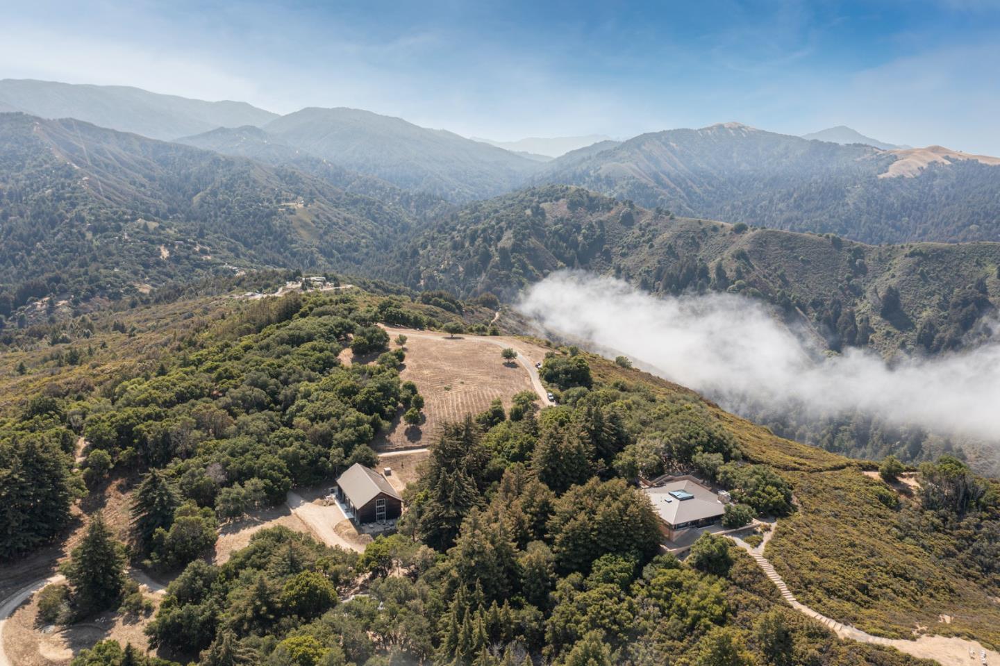 Detail Gallery Image 5 of 65 For 4847 Bixby Creek Rd, Carmel,  CA 93923 - 6 Beds | 2/3 Baths