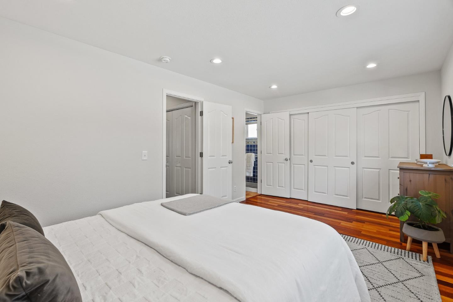 Detail Gallery Image 23 of 55 For 200 Cortez St, Capitola,  CA 95010 - 5 Beds | 4 Baths