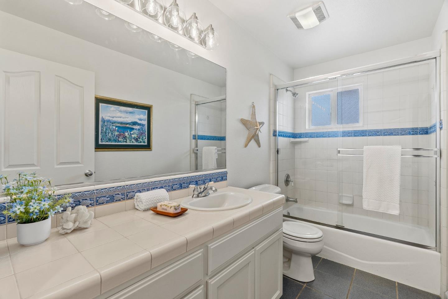 Detail Gallery Image 26 of 55 For 200 Cortez St, Capitola,  CA 95010 - 5 Beds | 4 Baths