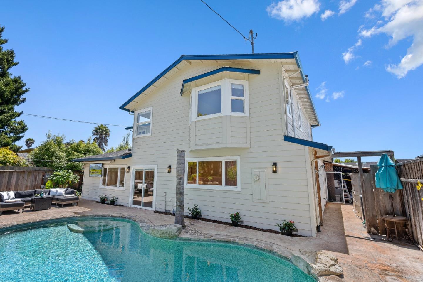 Detail Gallery Image 35 of 55 For 200 Cortez St, Capitola,  CA 95010 - 5 Beds | 4 Baths