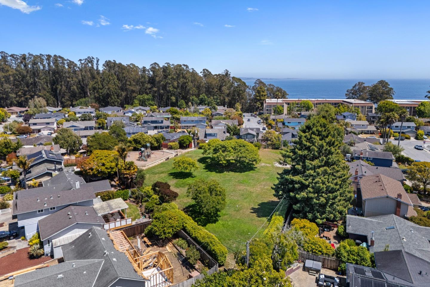 Detail Gallery Image 47 of 55 For 200 Cortez St, Capitola,  CA 95010 - 5 Beds | 4 Baths