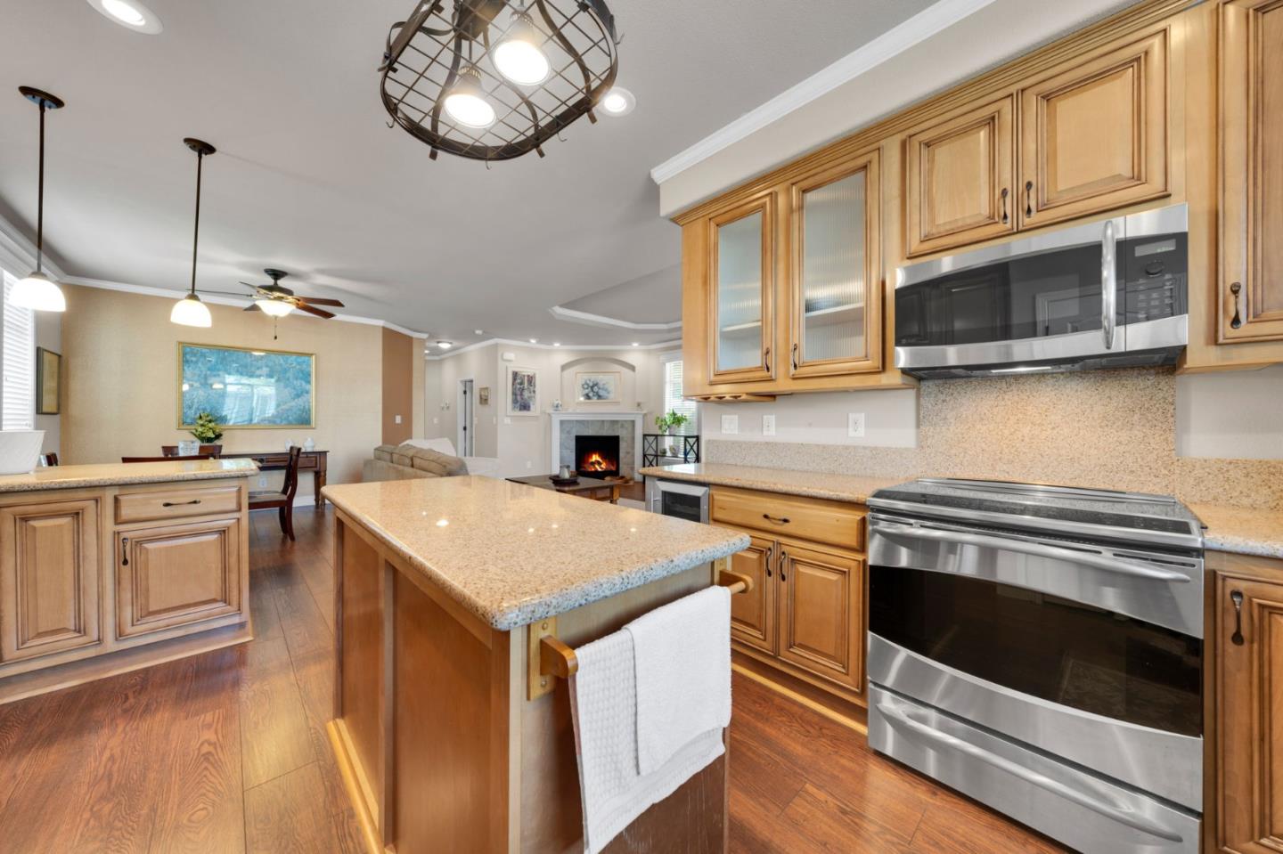 Detail Gallery Image 21 of 50 For 145 Quail Hollow Dr #145,  San Jose,  CA 95128 - 3 Beds | 2 Baths