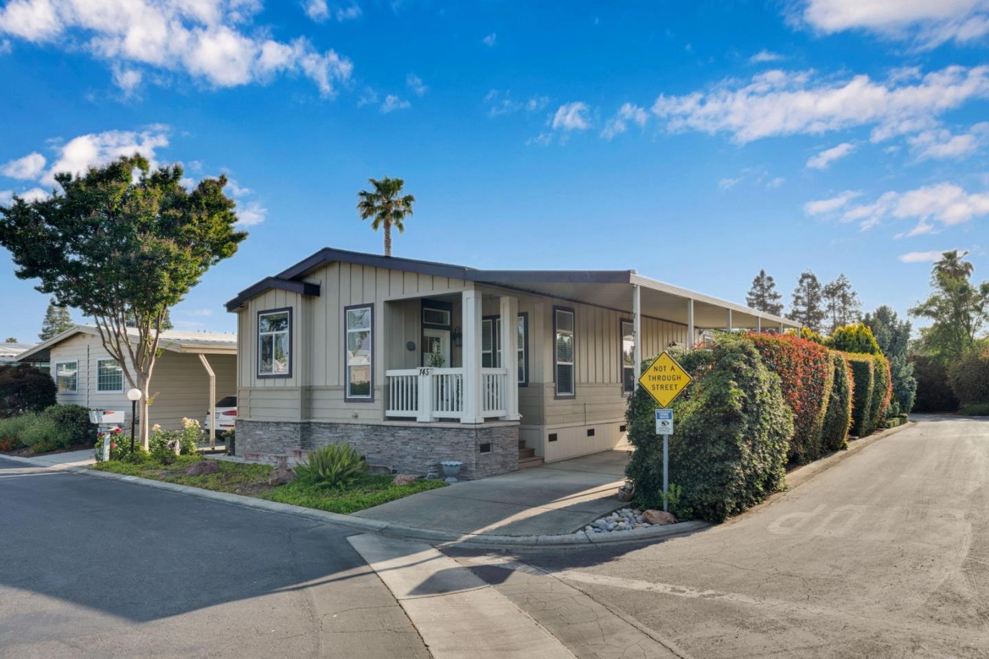 Detail Gallery Image 3 of 50 For 145 Quail Hollow Dr #145,  San Jose,  CA 95128 - 3 Beds | 2 Baths