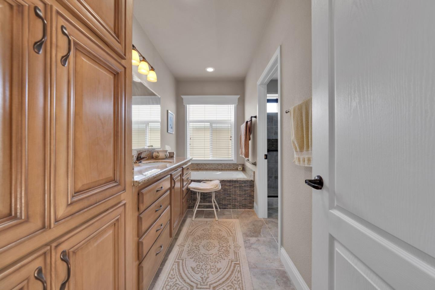 Detail Gallery Image 36 of 50 For 145 Quail Hollow Dr #145,  San Jose,  CA 95128 - 3 Beds | 2 Baths