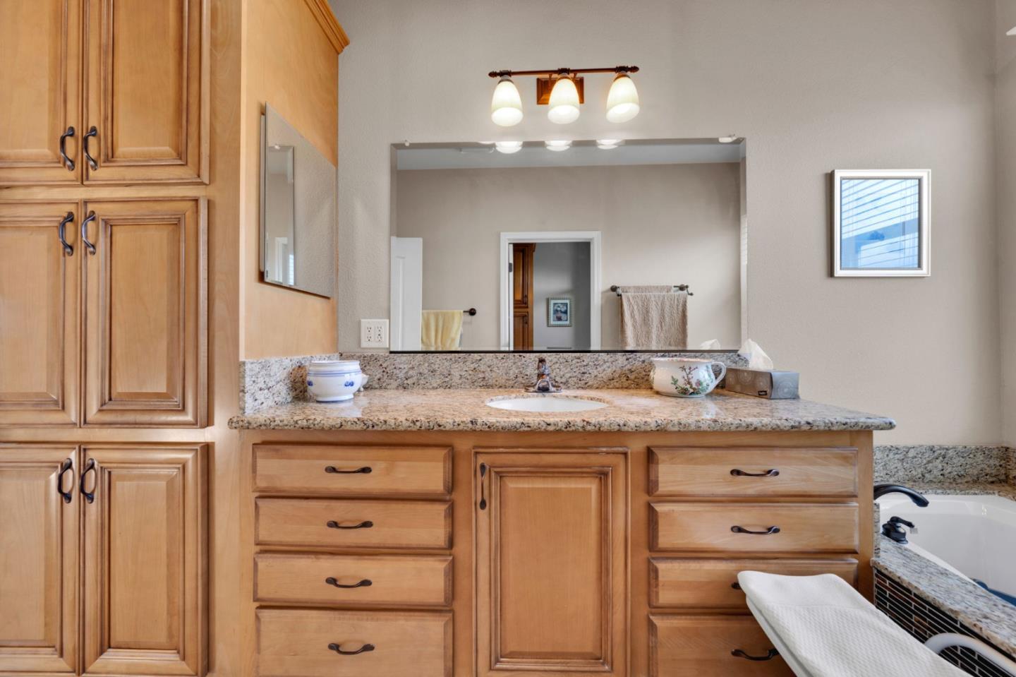 Detail Gallery Image 38 of 50 For 145 Quail Hollow Dr #145,  San Jose,  CA 95128 - 3 Beds | 2 Baths
