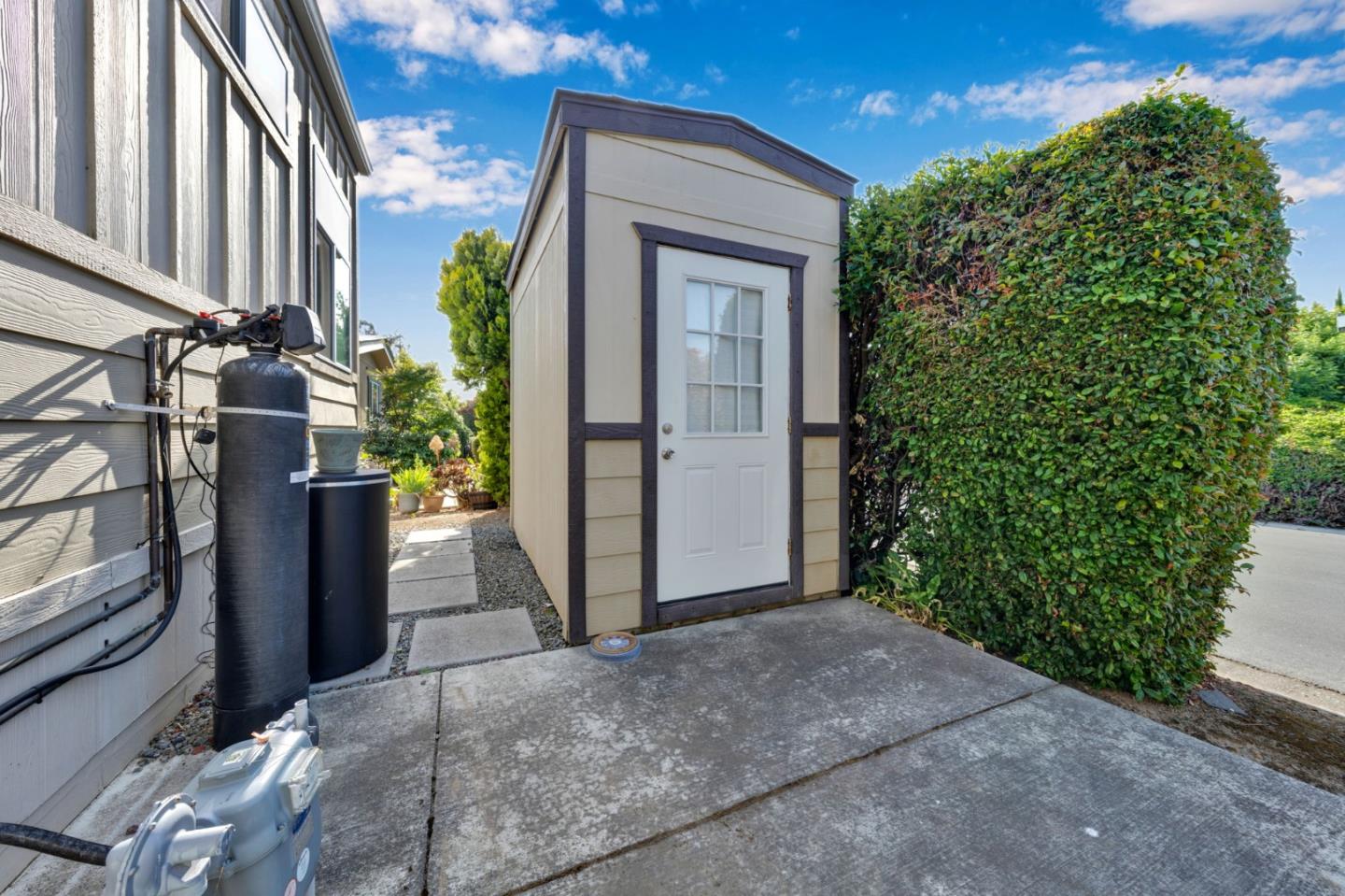 Detail Gallery Image 42 of 50 For 145 Quail Hollow Dr #145,  San Jose,  CA 95128 - 3 Beds | 2 Baths
