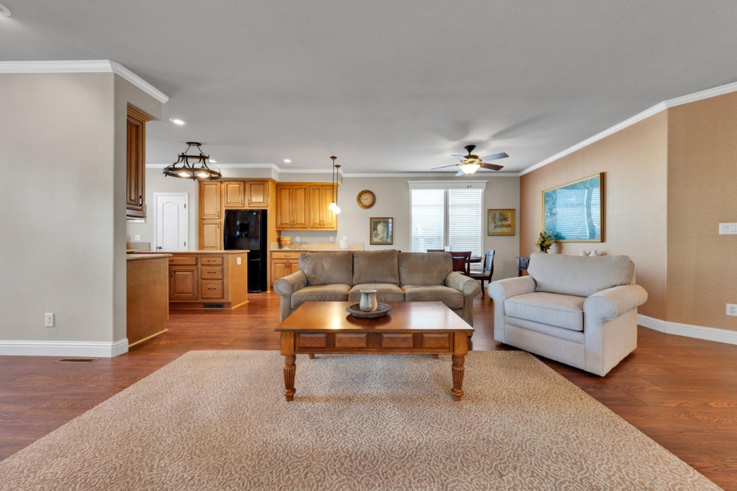 Detail Gallery Image 8 of 50 For 145 Quail Hollow Dr #145,  San Jose,  CA 95128 - 3 Beds | 2 Baths