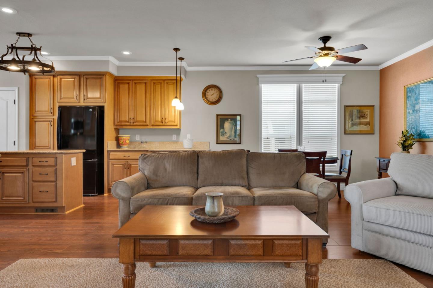 Detail Gallery Image 9 of 50 For 145 Quail Hollow Dr #145,  San Jose,  CA 95128 - 3 Beds | 2 Baths