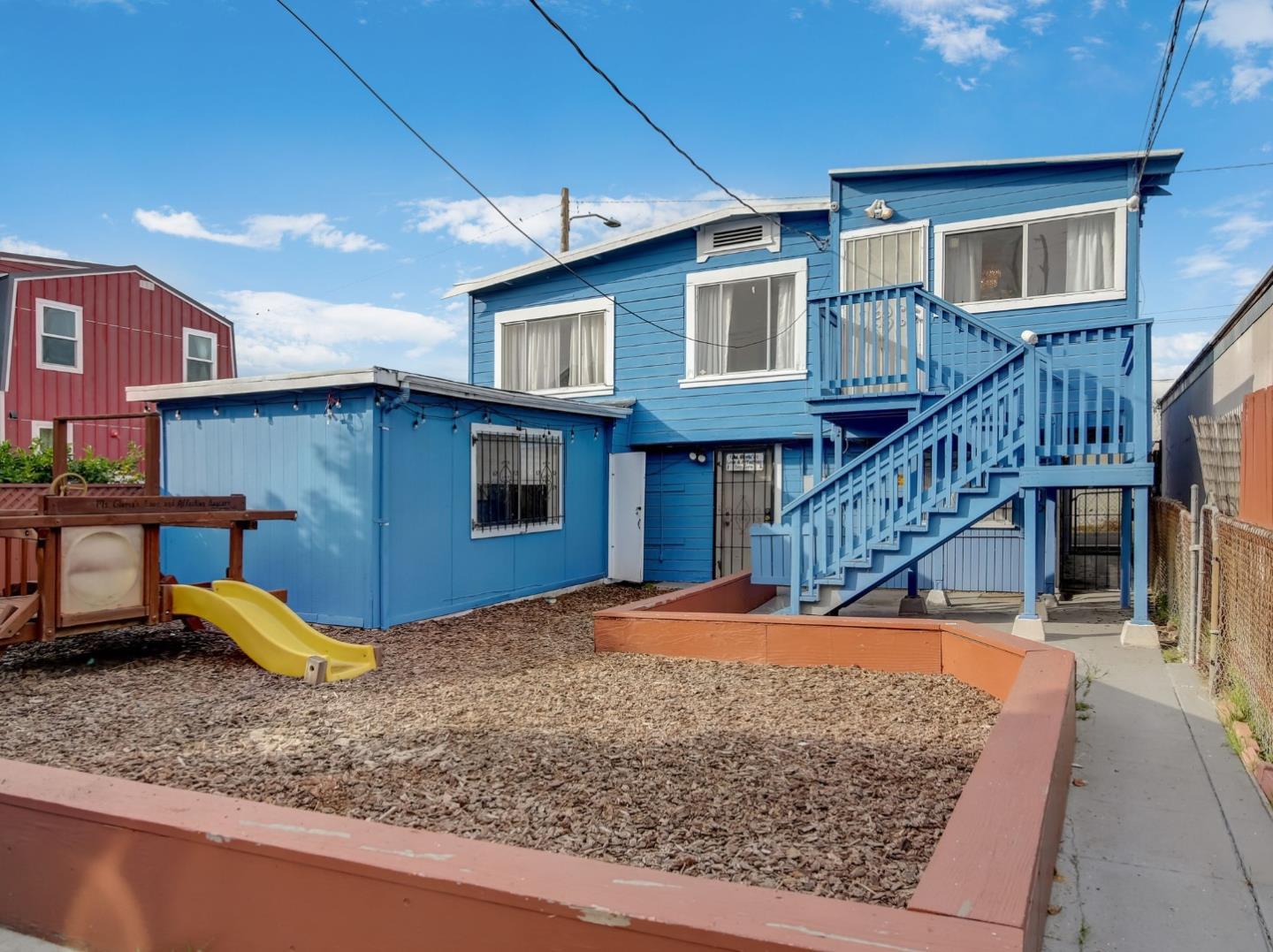 1164 Ocean Avenue, Oakland, CA, 94608